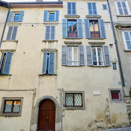 Casa Marianna - Citta Alta - Affrescato - Apartman Bergamo